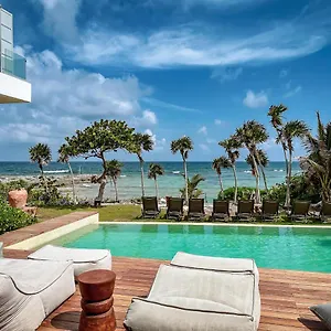 Hotel 15 Minutes From - Siete Gotas Tulum