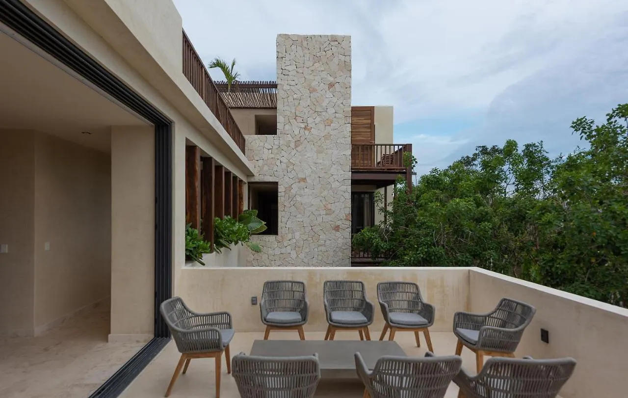 Unho Tulum Hotel 4*,